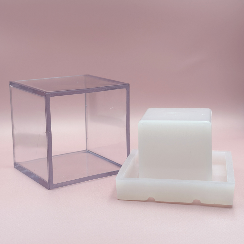 Пластиковая форма для изготовления свечей с полым кубом, 8,5х8,5см